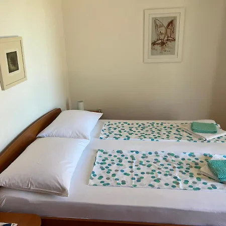 Apartments Xenia Pakostane Апартаменты