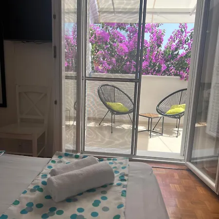 Апартаменты Apartments Xenia Pakostane